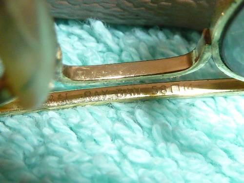 Ray-Ban Aviator Polarized Sun glasses in case (as new never worn)