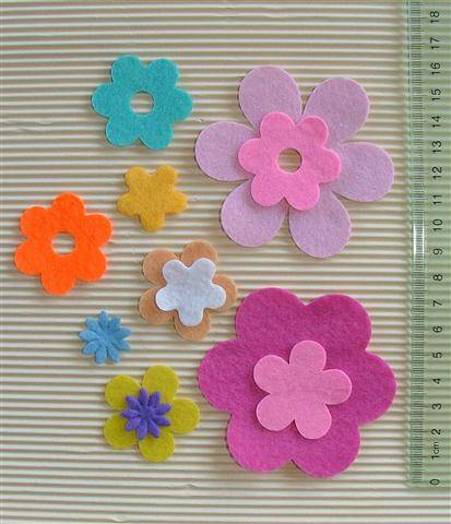 Crafty Stuff: Felt shapes : Flowers (approx 12)