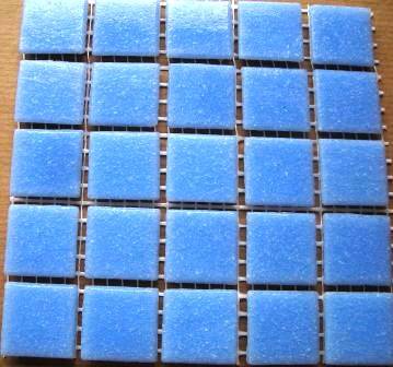 Crafty Stuff: Mosaic tiles : Pool blue