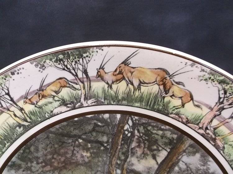 A HUGE DISPLAY PLATE BY ROYAL DOULTON DEPICTING THE WATERBUCK - AFRICAN SERIES