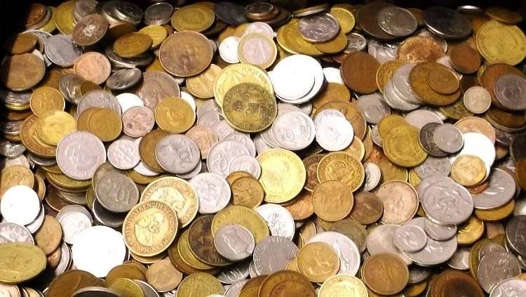 BID PER COIN !! 1000 WORLD COINS STARTING AT R 1 PER COIN...VARIOUS SIZES AND COUNTRIES !!!