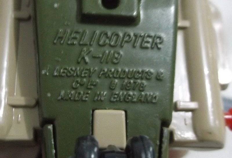 A TOTALLY COOL VINTAGE MATCHBOX LESNEY DIE CAST METAL MILITARY AIRCRAFT CARRIER AND HELICOPTER ..WOW