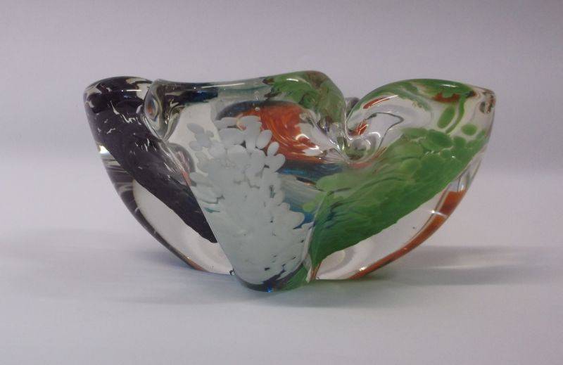 A MAGNIFICENT AND RARE VINTAGE SOLID GLASS MURANO ASHTRAY WITH AN ABUNDANCE OF COLORS ...WOW ...WOW