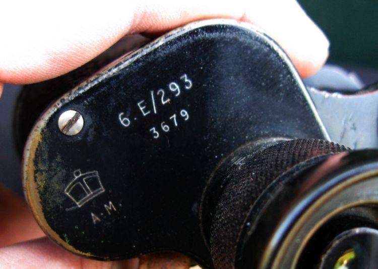 GREAT QUALITY WORLD WAR 2 ERA BINOCULARS BY WATSON-BAKER DATED 1942 IN FULL WORKING CONDITION ...WOW