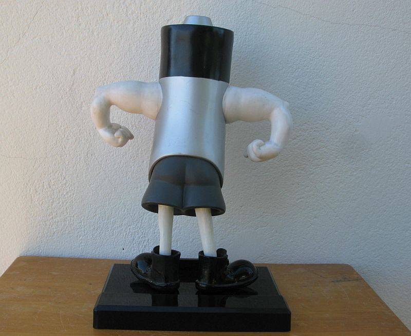 HOW COOL IS THIS !! AN ENERGIZER BATTERIES PROMOTIONAL ADVERTISING HARD RUBBER FIGURE !! BIG !!