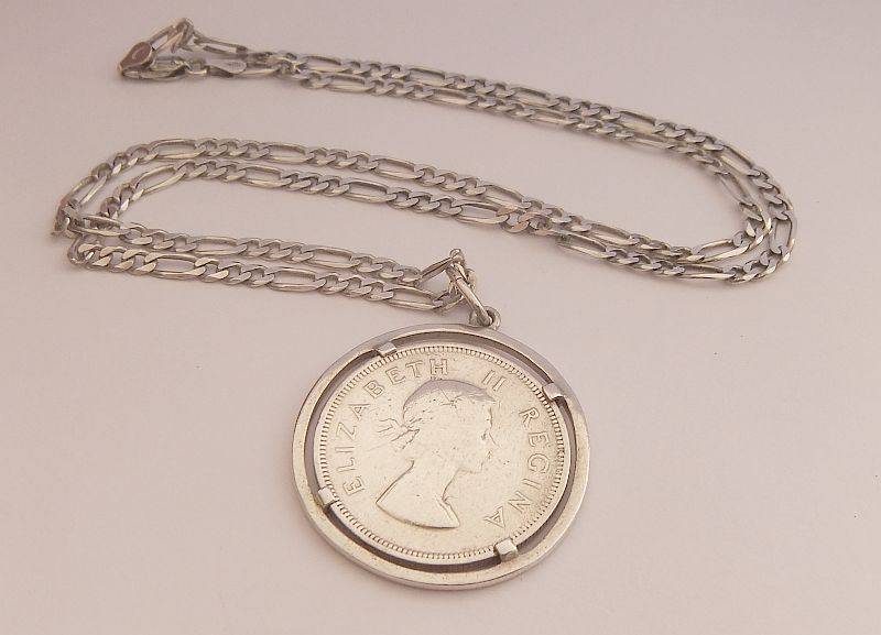 A GREAT QUALITY STERLING SILVER NECKLACE WITH A VINTAGE 1955 TWO AND A HALF SHILLING COIN PENDANT !!