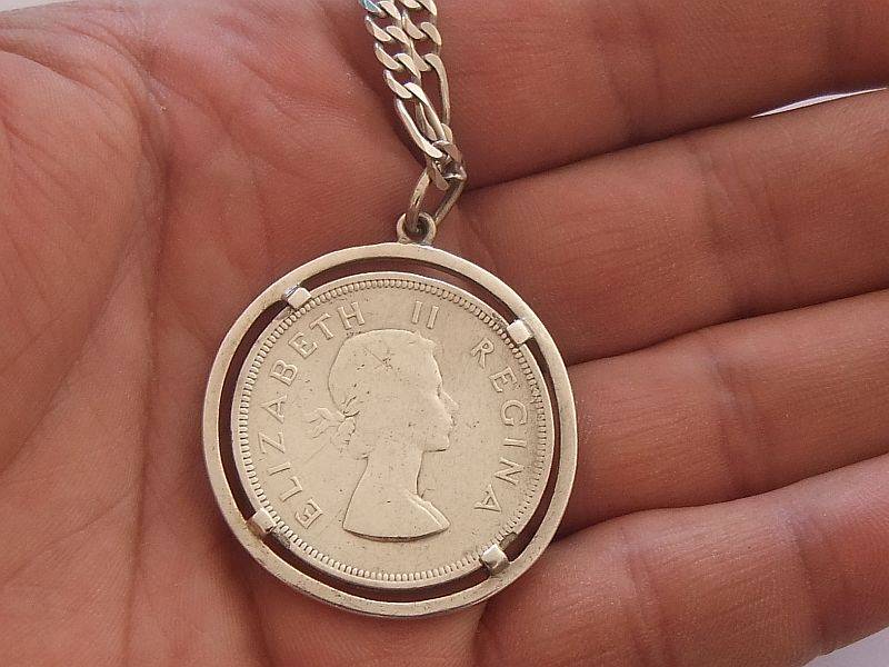 A GREAT QUALITY STERLING SILVER NECKLACE WITH A VINTAGE 1955 TWO AND A HALF SHILLING COIN PENDANT !!