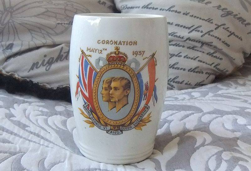 AFRICANA !! A STUNNING OLD 1937 CORONATION COMMEMORATIVE CUP BY ADAMS WITH HISTORIC SIGNIFICANCE !!