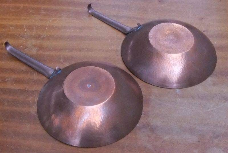 EXCEPTIONAL OLD WORLD QUALITY ... A PAIR OF SOLID COPPER PANS ...AGE UNKNOWN ...MUST SEE !!