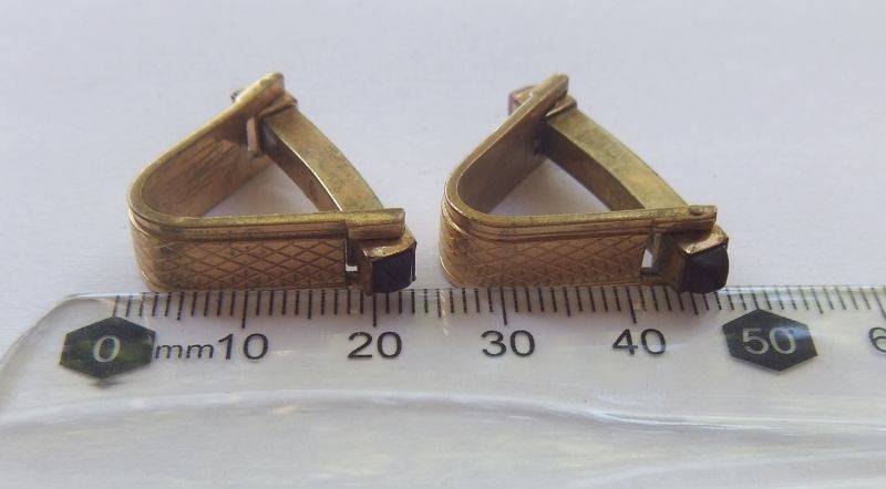 VINTAGE CUFFLINKS - DESIGNER STAMP - FREE COMBINING