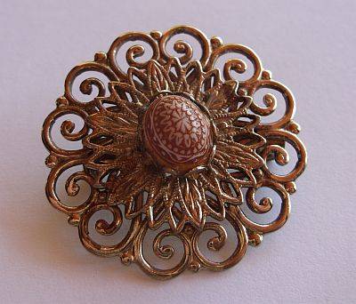 VINTAGE BROOCH