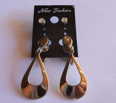 PAIR OF EARRINGS - HANGING PLUS STUDS - NEW OLD STOCK