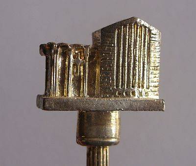 COLLECTABLE TEASPOON - BUILDING ? UNIVERSITY ?