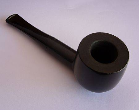TOP ITEM ! A QUALITY SMOKING PIPE - THE PIPE !