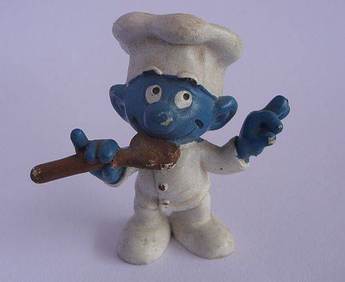 1970`s / 80`s VINTAGE CHEF SMURF BY PEYO - WEST GERMANY