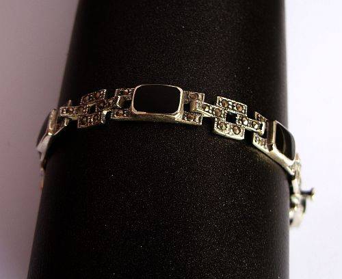 THE MUST SEE , MUST HAVE SOLID STERLING SILVER BRACELET SET WITH ONYX & MARCASITE !!!! TAKE IT !!!