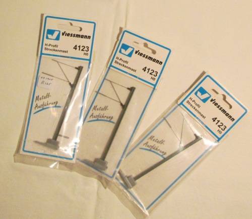 3x Viessmann HO Gauge Catenary Masts 4123