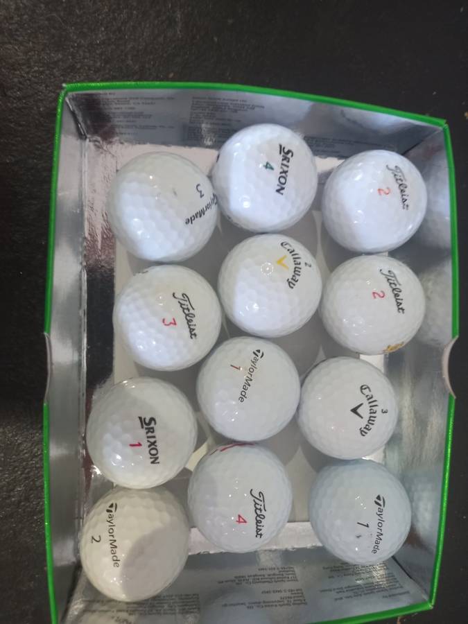 12 X Srixon Z - Star A- Grade + 50 Wooden 70 MM Tees + 1 New Srixon Z StarXV