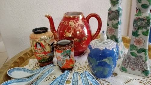 Oriental Porcelain Lot