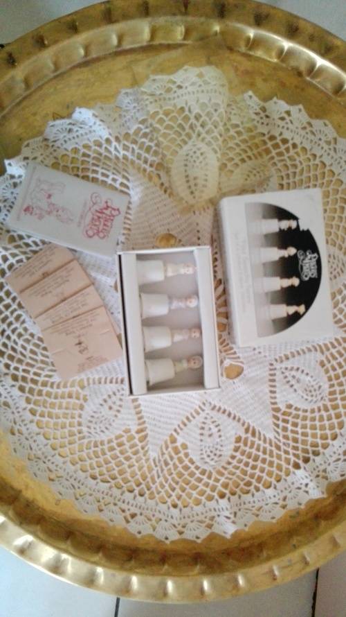 4 Boxed Enesco Precious Moments Four seasons limited edition thimbles.