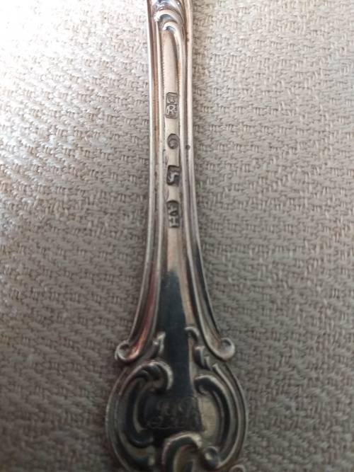 Antique Victorian Hallmarked Silver Dessert Spoon - (Sheffield 1848) - (59.4g)