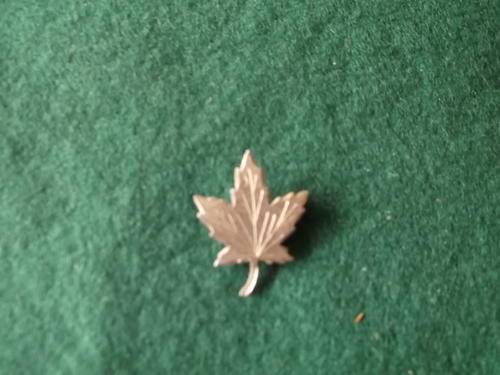 Vintage Sterling Silver Maple Leaf Brooch