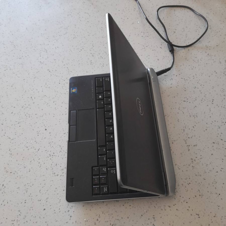 DELL laptop intel Core i5, 3rd Gen Windows 11 Pro, office 2021