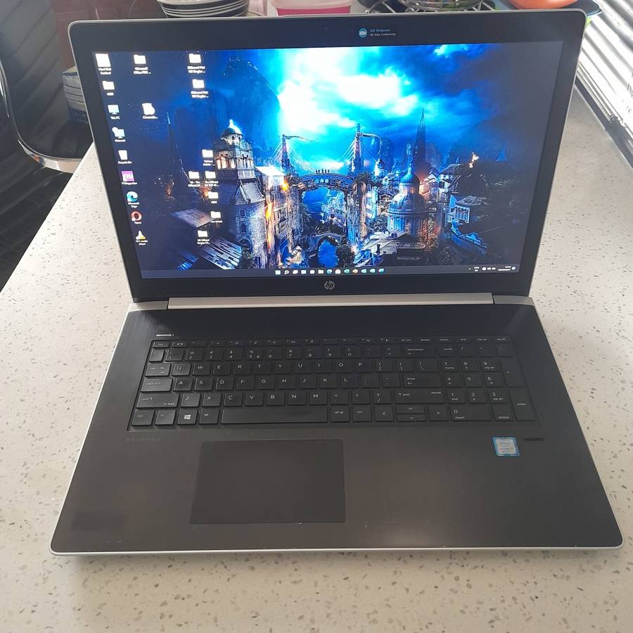 Unbeatable Deal! Quick Sale HP laptop intel Core i7, 8th Gen Windows 10 Pro, office 2021 and More