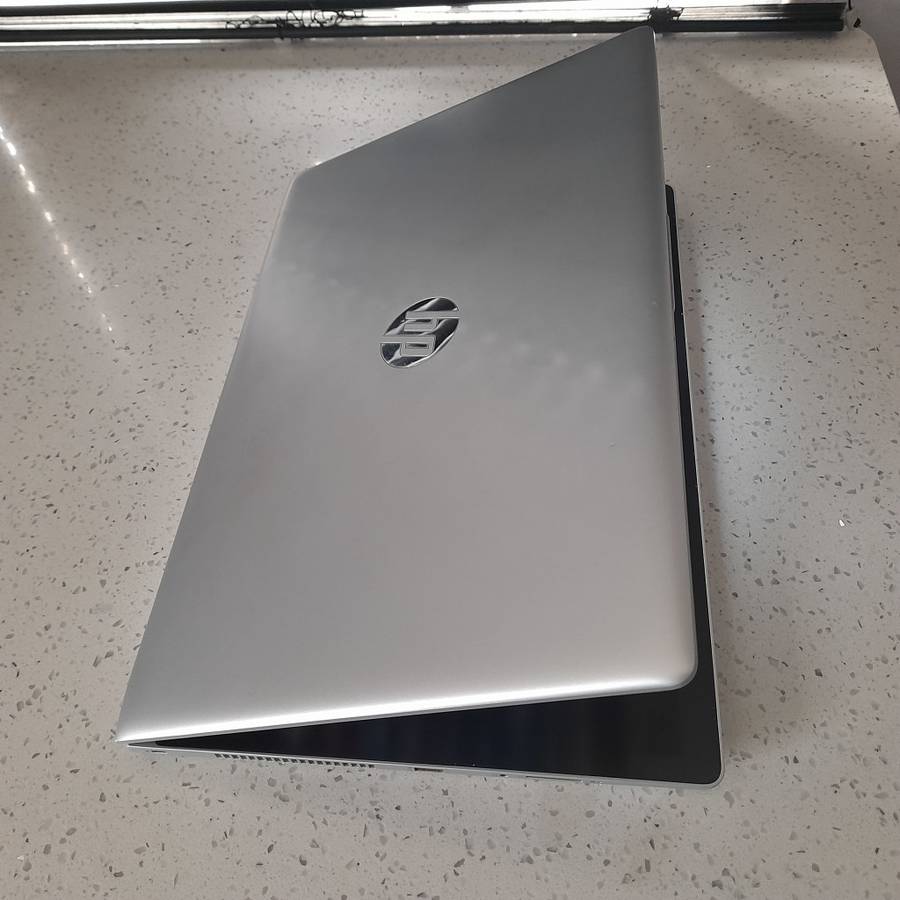 Unbeatable Deal! Quick Sale HP laptop intel Core i7, 8th Gen Windows 10 Pro, office 2021 and More