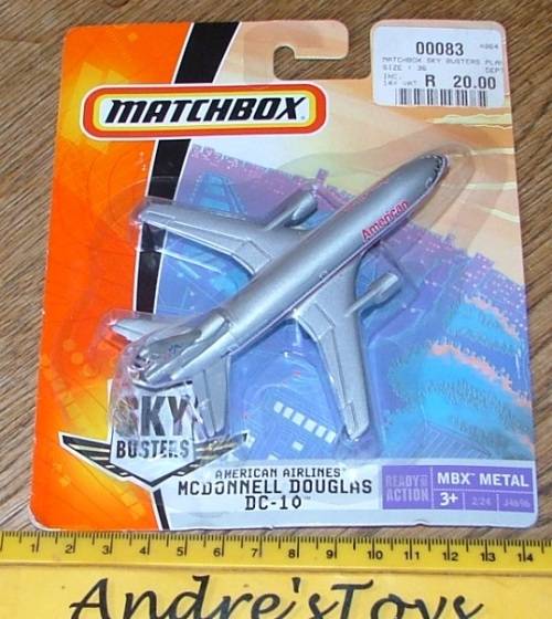 2005 Matchbox ~ Skybusters ~ MC Donnell Douglas DC10 ~ Carded
