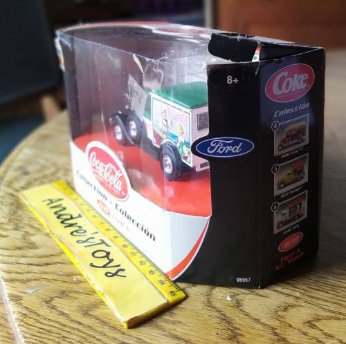 2001 Matchbox Collectibles Coca-Cola ~ 1930 Ford A ~ Mint in Display Box