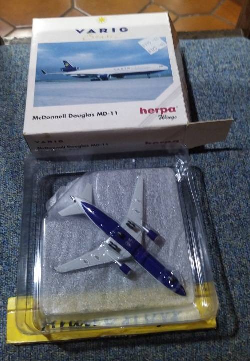 Varig ~ 1/500 ~ McDonnell Douglas MD-II