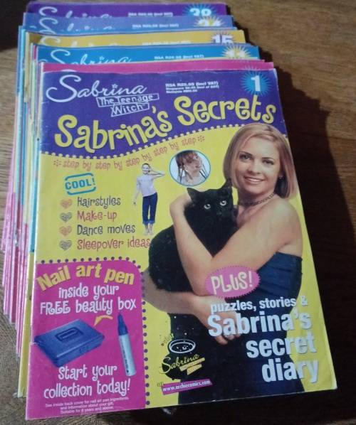 Sabrina`s Secrets ~ 34 Magazines with card board holder