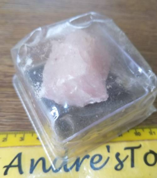 Rose Quartz - gemstone