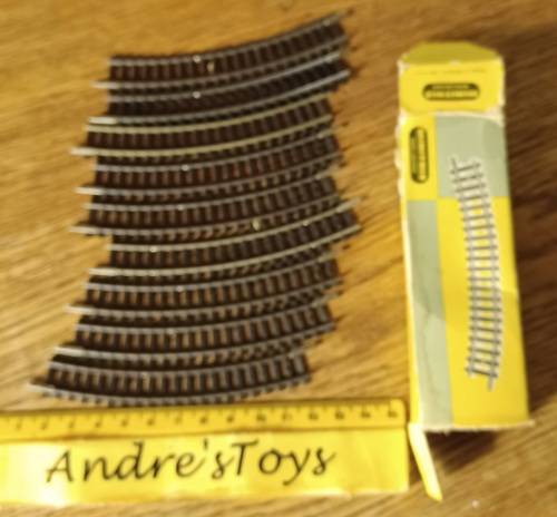 Minitrix Curve 4912 10 in box