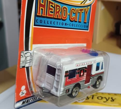 2002 Matchbox ~  #15 BloodMobile ~ Mint on Long Card