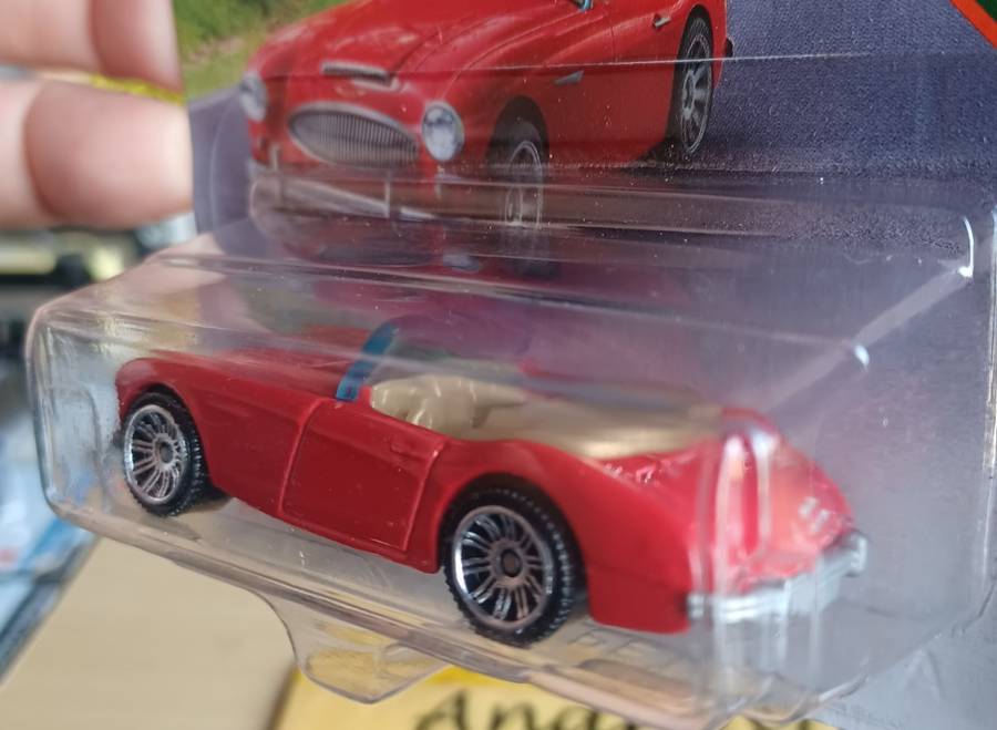 2018 Matchbox ~ 87/100 ~ 63 Austin Healey Roadster ~ Mint on Short card