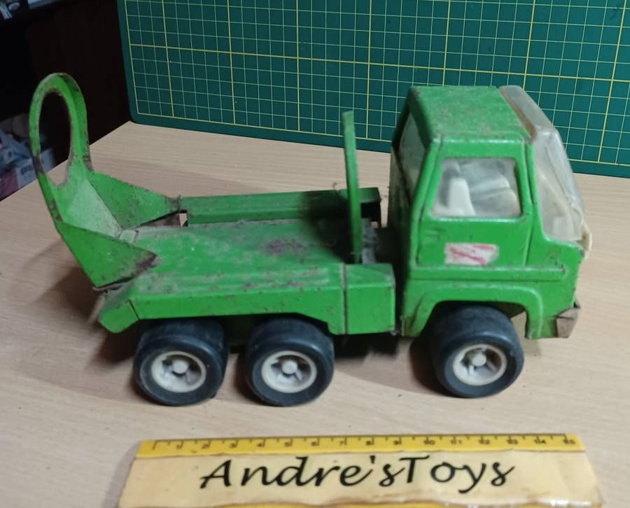 Vintage Metal (tin-plate) Cement truck