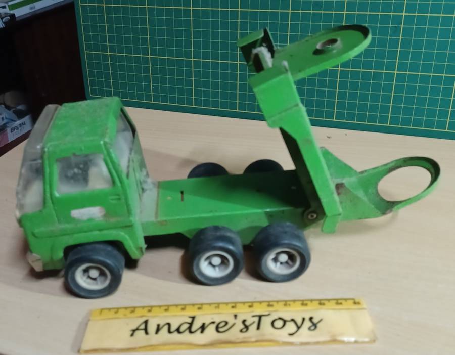 Vintage Metal (tin-plate) Cement truck