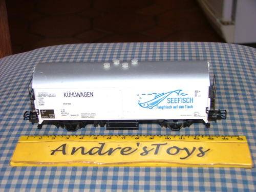 Model Train ~ Trix HO Gauge ~ Refrigeration Car Seefish