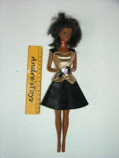 Barbie doll: Black Hair -Home made clothes