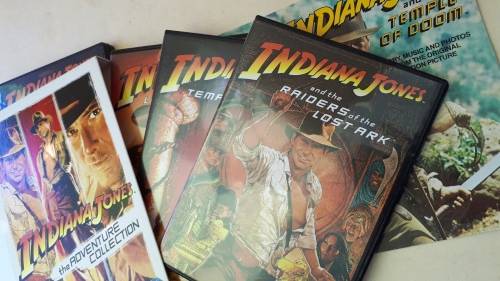 Indiana Jones  DVDs (4 x DVDs in boxed set) plus The Temple Of Doom 1984 booklet