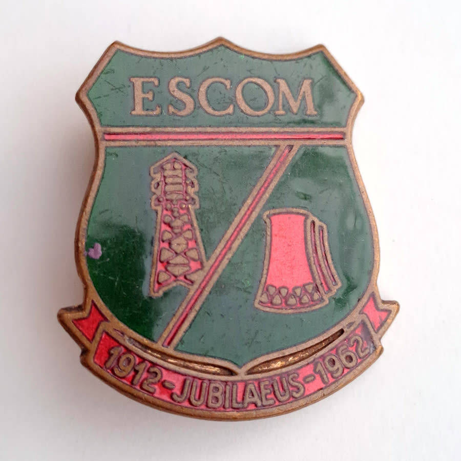 Vintage historic South African banks pin badges and Eskom pin badges