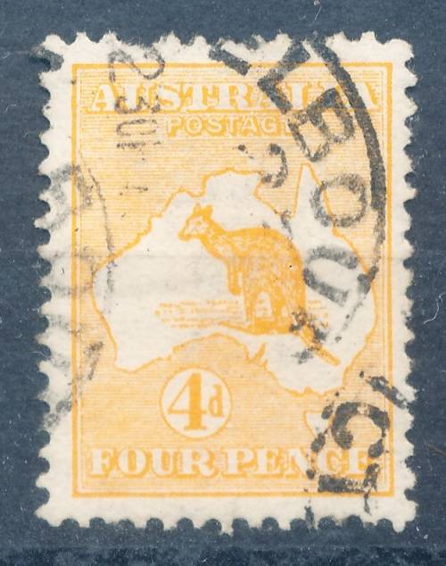 AUSTRALIA  1913  -  Definitive Issues - Kangaroo and Map  4d  -  FINE  USED