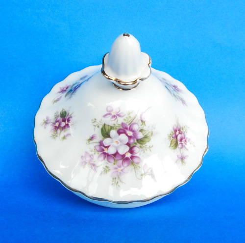 Royal Albert " Sweet Violets " Two Handled Lidded Sugar Bowl - Made In England