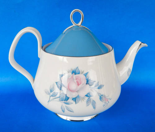 Royal Albert " Sorrento " Large Teapot - Made In England