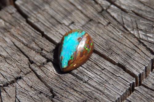 Beautiful pear shaped boulder Opal cabochon 5ct