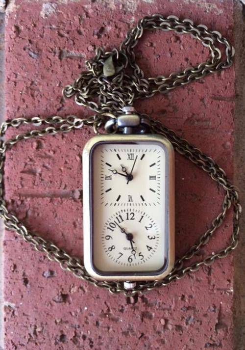 *** RETRO ANTIQUE LOOKING DOUBLE WATCH PENDANT NECKLACE ***