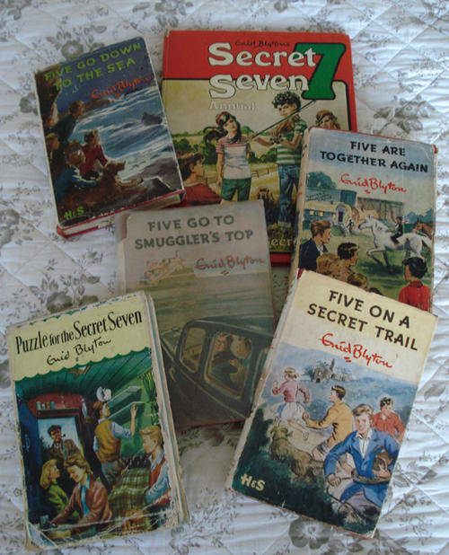 *** WOW...ENID BLYTON BOOK HAMPER ***