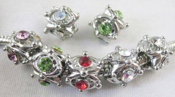 ***STUNNING CRYSTAL SCREW BEAD - FIT ALL FASHION BRACELETS ***